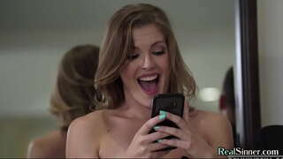 Високи бебе assfucked со најдобриот човек пред свадба